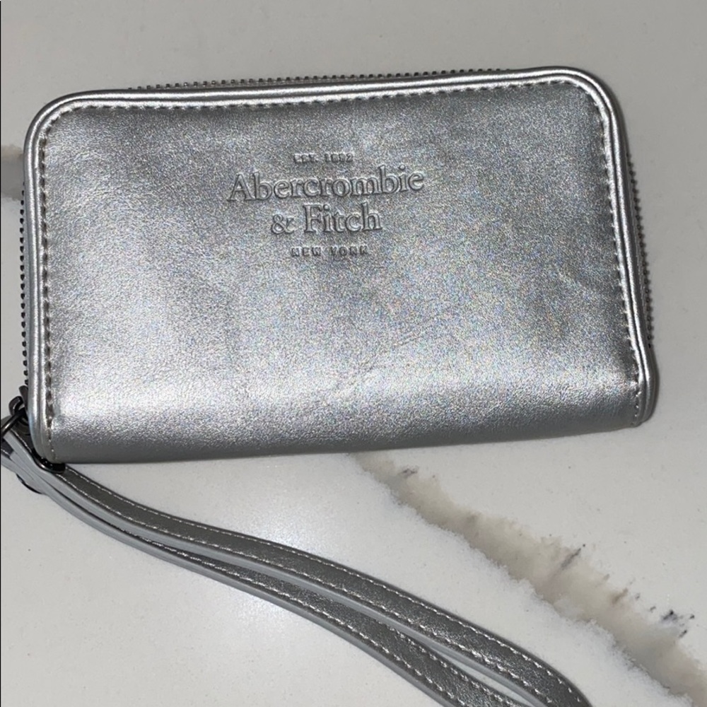 Abercrombie and Fitch Silver Wristlet